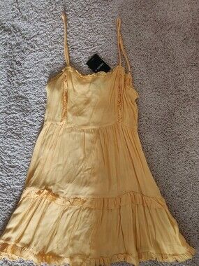Forever 21 Mustard Yellow Smocked Top Size Large